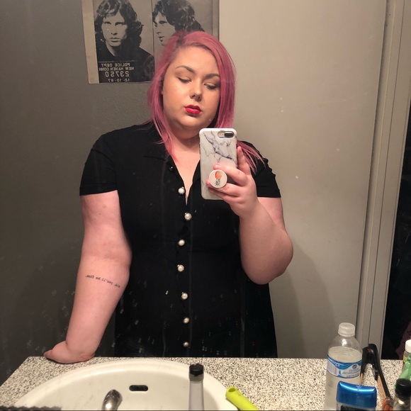 Meet your Posher, Angela - Picture 1 of 1